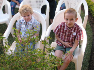 02 Les Enfants Attendent